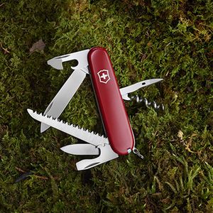 Navaja Camper color Rojo con diseño Victorinox